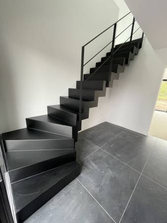 escalier métallique quart tournant 